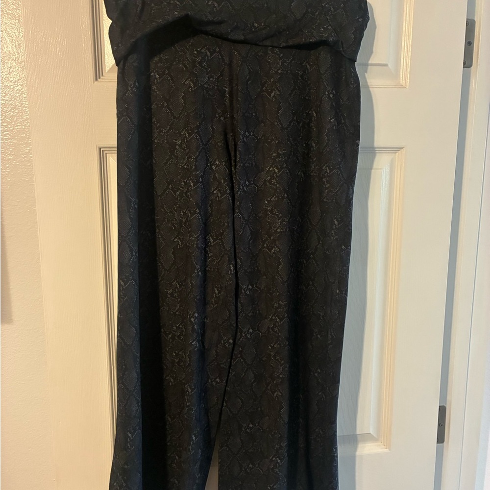 Fabletics High-waisted foldover pant, short